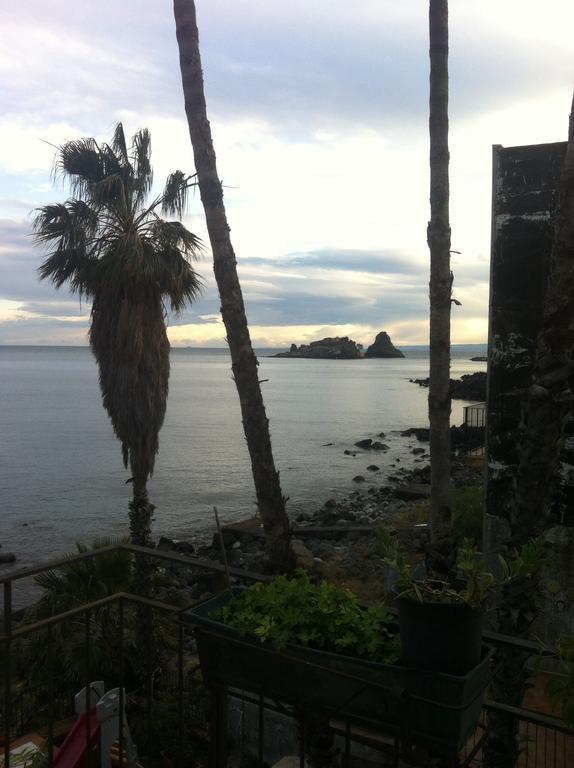 Villa Cavallaro Aci Trezza Szoba fotó